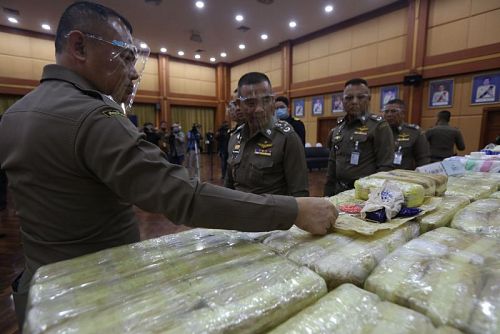 ตำรวจสอบความเชื่อมโยงยาเคซุกโกดังนนทบุรี-แปดริ้วเชื่อมโยงกันหรือไม่ ภาพ โพสต์ทูเดย์