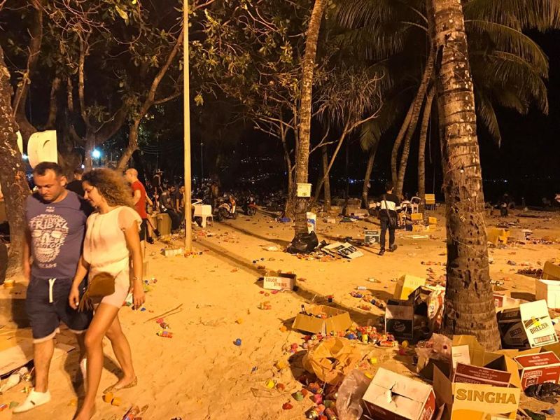 โซเชียลแห่แชร์ภาพขยะกองโตหน้าหาดป่าตองหลังฉลองปีใหม่