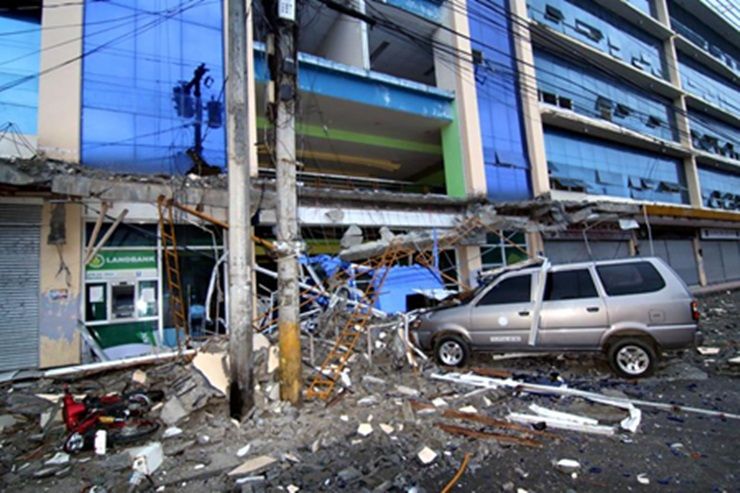 แผ่นดินไหวฟิลิปปินส์ เสียชีวิตแล้วอย่างน้อย 3 คน