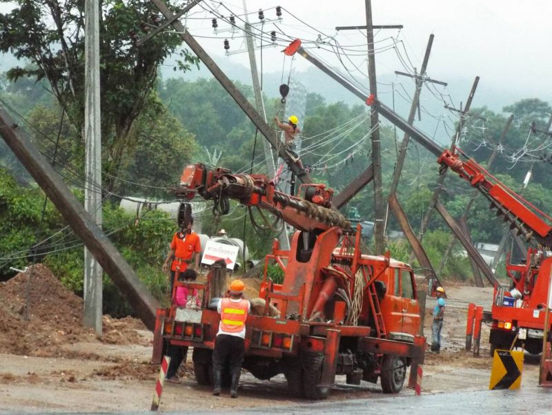 ภาพโดย เอกภพ ทองทับ