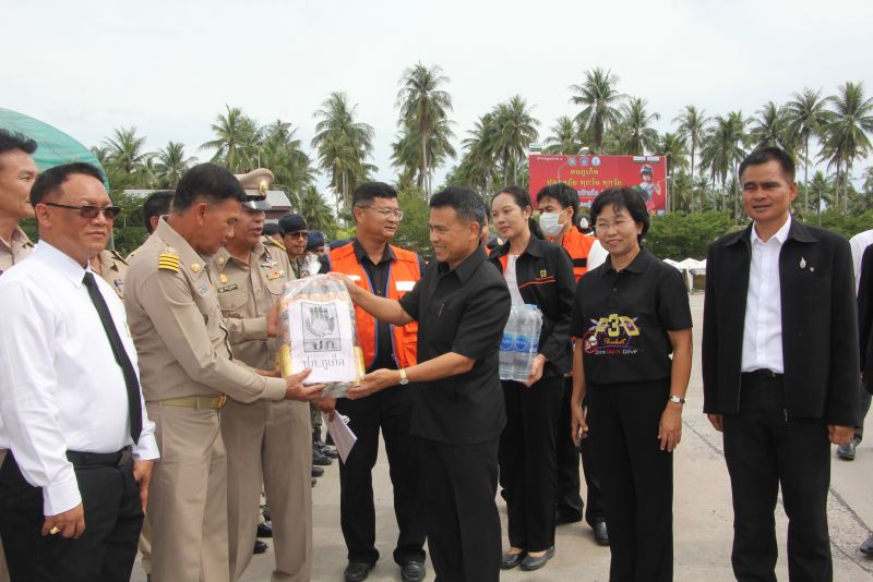 พ่อเมืองลงพื้นที่ เน้นย้ำเข้มงวดความปลอดภัย สงกรานต์