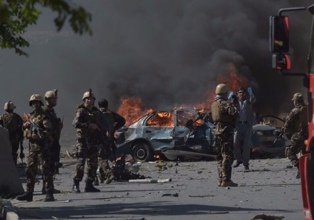 คาร์บอมบ์ถล่มเมืองหลวงอัฟกานิสถานตาย 80 เจ็บกว่า 350