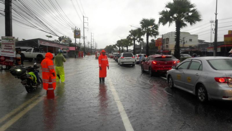 สรุปสถานการณ์ความคืบหน้าล่าสุดเหตุการณ์ฝนตกต่อเนื่องตั้งแต่เมื่อคืนที่ผ่านมา