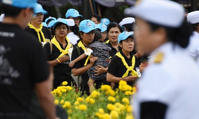 กราบบังคมทูล “เสด็จสู่สวรรคาลัย”