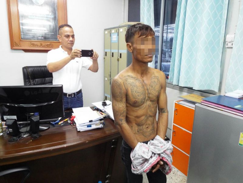 คนงานเมียนมาโหด ใช้เหล็กเสียบสับปะรดแทงกกหูนายจ้างดับ เหตุจู้จี้เรื่องงาน