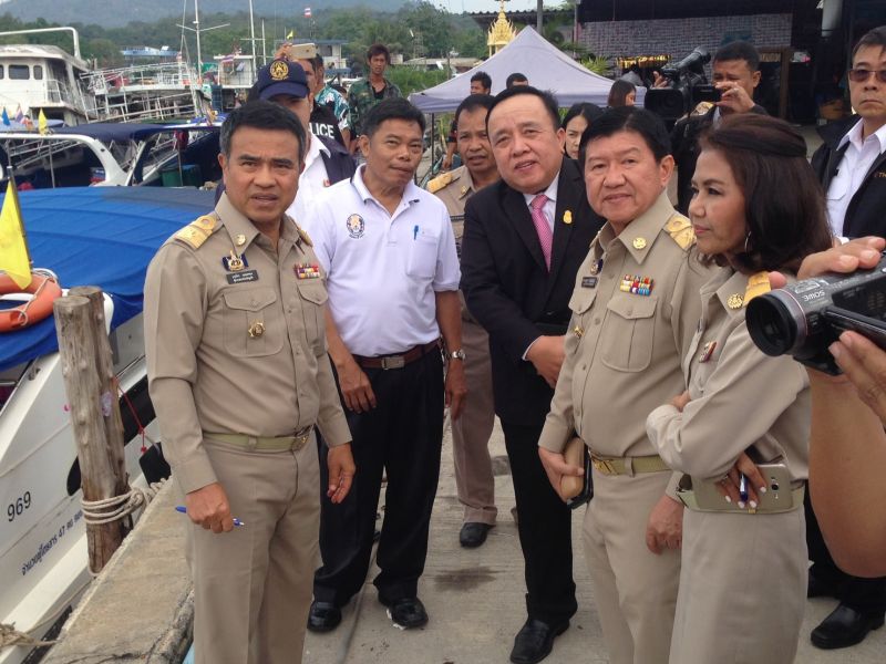 ผวจ.ภูเก็ต ประชุมด่วนวางมาตรการเข้มการจัดการท่าเรือเพื่อสร้างความปลอดภัย