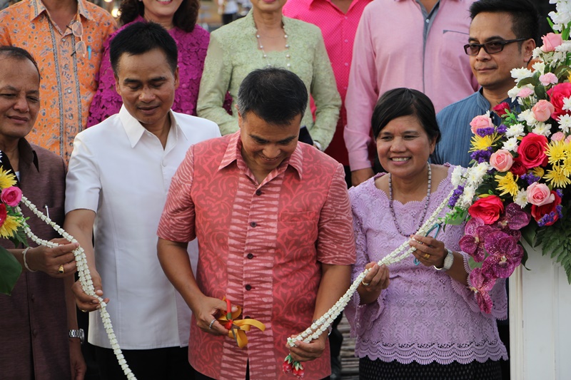 นายนรภัทร ปลอดทองผู้ว่าราชการจังหวัดภูเก็ต เป็นประธานเปิดงาน ภาพ ปชส.ภูเก็ต