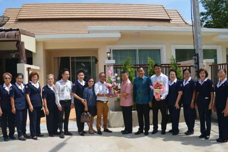 มอบรางวัลที่ 1 ทาวน์เฮาส์พร้อมอยู่ สลากกาชาดประจำปี 2561