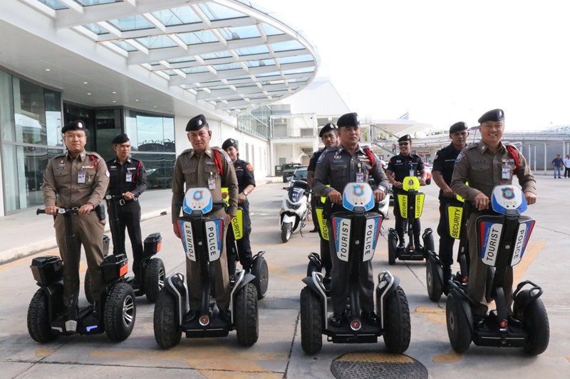ทภก.ปล่อยแถวสร้างความมั่นใจ ปลอดภัยสงกรานต์