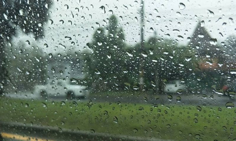 กรมอุตุนิยมวิทยาเตือนฝั่งอันดามันฝนตกต่อเนื่อง คลื่นสูง 2-4 เมตร เรือเล็กงดออกจากฝั่ง