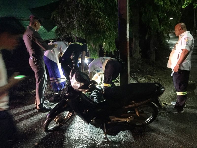 ตร.เร่งสืบหาตัวมือทุบชายอายุ 60 หน้าเละดับคาจยย.ใกล้สนามเทนนิส ถ.ดำรง