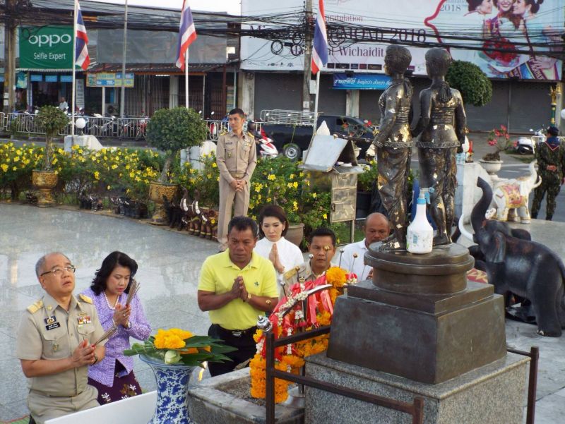 ผู้ว่าฯคนใหม่ เดินทางสักการะสิ่งศักดิ์สิทธิ์ประจำภูเก็ต