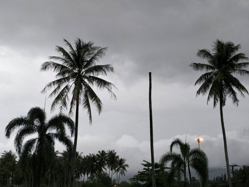 เตือนภูเก็ตฝนตกหนัก ระวังน้ำท่วมฉับพลัน น้ำป่าไหลหลาก โดยเฉพาะวันศุกร์นี้