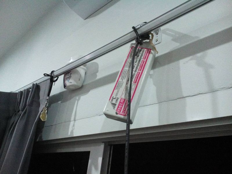 ดี.เจ.บอยตกงานเครียด คิดสั้นผูกคอตัวเองดับคาบ้าน