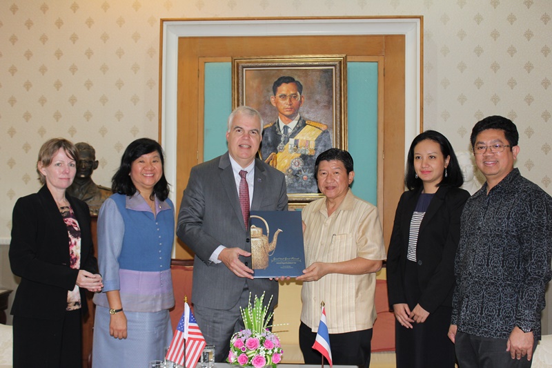 ทูตสหรัฐเยือนภูเก็ต ฝากจังหวัดช่วยดูแลบริษัทชาวอเมริกัน