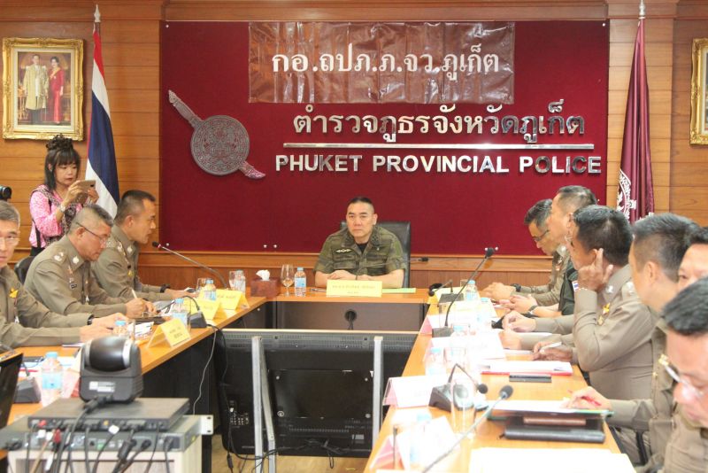 ผบ.ตร.ลงพื้นที่ภูเก็ต คุมเข้มความปลอดภัยปีใหม่