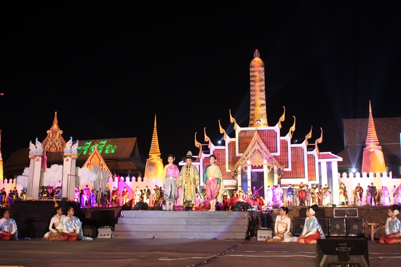 ภูเก็ตเชิญชวน นุ่งโจงห่มสไบ สวมชุดไทยเที่ยวงานท้าวเทพฯ ประจำปี