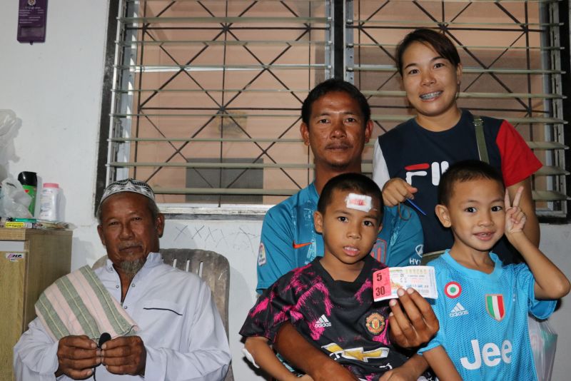 เศรษฐีใหม่ไลฟ์การ์ดป่าตอง ขอทำงานช่วยคนต่อไป 30 ล้านแบ่งพ่อ ลูก ซ่อมบ้าน