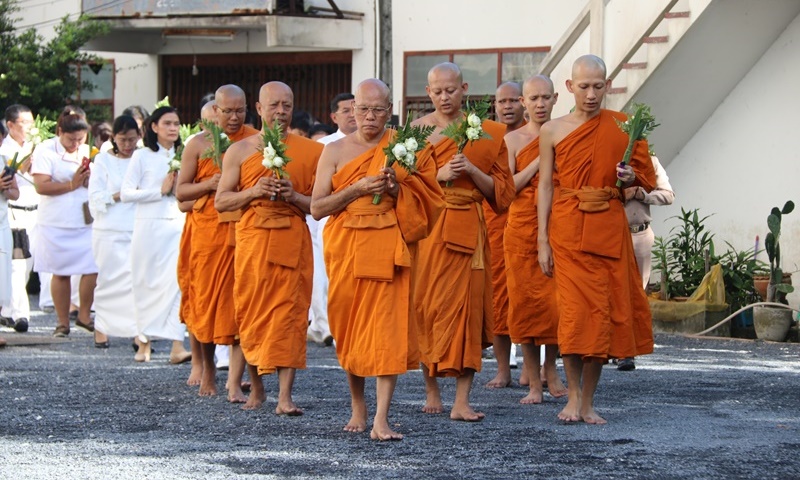 พุทธศาสนิกชนชาวภูเก็ต ร่วมพิธีสำคัญทางศาสนา เนื่องในวันอาสาฬหบูชา