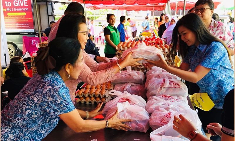 เริ่มแล้ว! พาณิชย์จังหวัดภูเก็ตจัดงานสินค้าดีราคายุติธรรม ณ ลานหน้าสำนักงาน