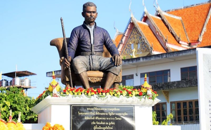 พิธีประดิษฐานรูปหล่อสำริดพระยาวิชิตสงครามฯ ภาพ เทศบาลนครภูเก็ต