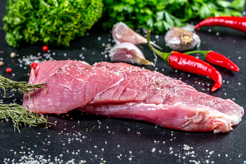 เนื้อแดง อาหารแปรรูป เสี่ยงมะเร็งลำไส้ใหญ่ ผู้เชี่ยวชาญแนะควรกินเนื้อแดงไม่เกิน 500 กรัมต่อสัปดาห์