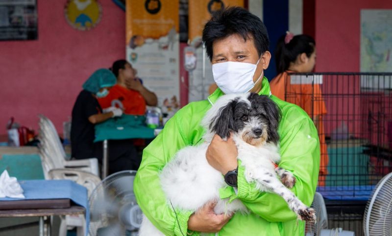มูลนิธิเพื่อสุนัขในซอยออกหน่วยทำหมันฉีดวัคซีนสัตว์ วันป้องกันโรคพิษสุนัขบ้าโลก