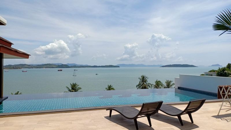 Luxury Seaview Villa, Ah Po