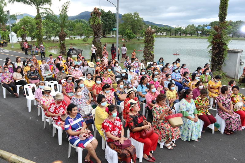 งานแถลงข่าวการจัดงานอนุรักษ์และส่งเสริมภูมิปัญญาพื้นบ้าน อาหารปลอดภัย “ข้ามเวลา ผูกสัญญา ที่บางมะรวน”