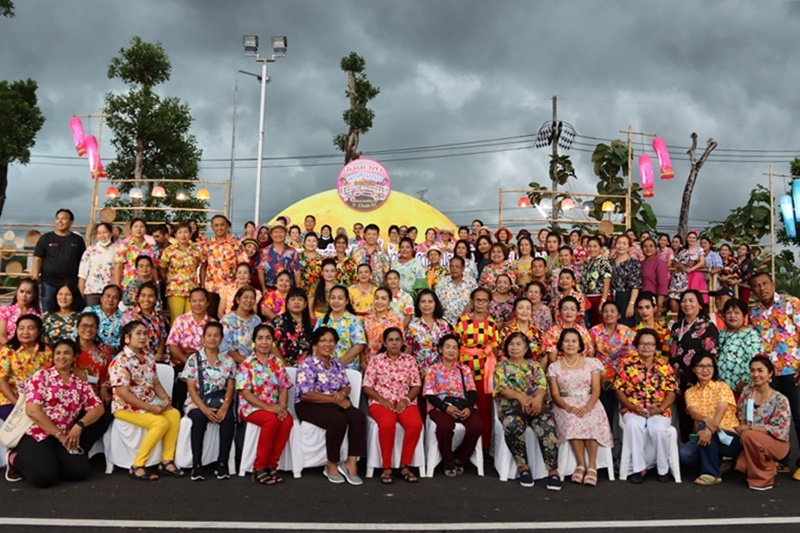 งานแถลงข่าวการจัดงานอนุรักษ์และส่งเสริมภูมิปัญญาพื้นบ้าน อาหารปลอดภัย “ข้ามเวลา ผูกสัญญา ที่บางมะรวน”