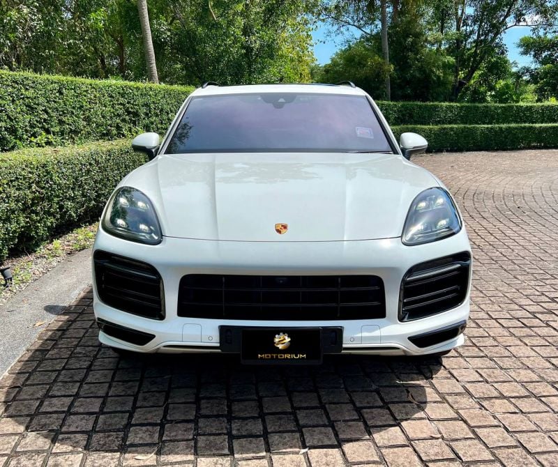 Porsche Cayenne 2020 Like NEW