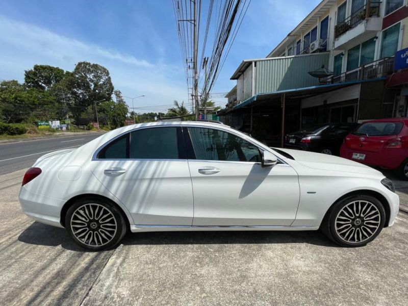 Mercedes Benz C350e 2017 Model