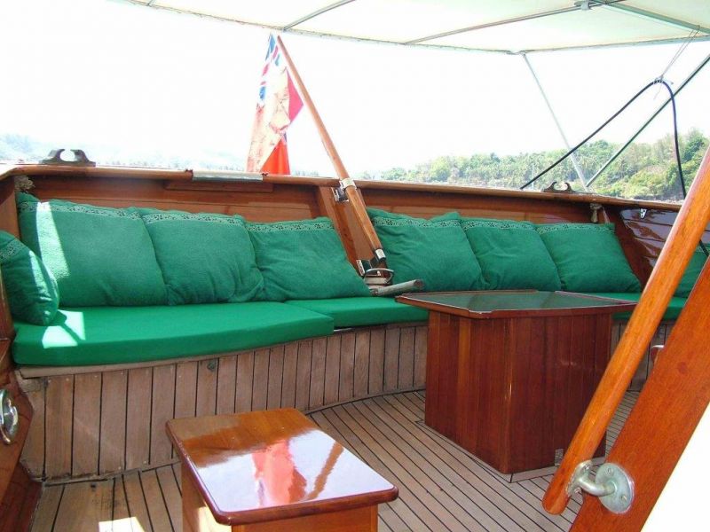 Classic Yacht