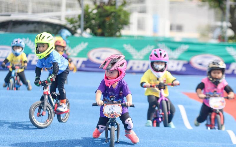 ภาพ สมาคมกีฬาจักรยานแห่งประเทศไทย ในพระบรมราชูปถัมภ์