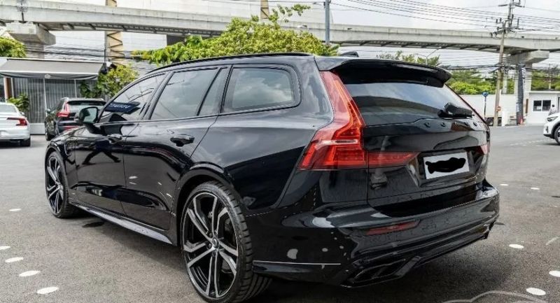 Volvo V60-2.0 Recharge T8