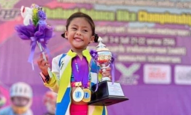 ‘น้องอัญชัน’ แชมป์รายการแข่งขันหนูน้อยขาไถชิงแชมป์ประเทศไทยชิงแชมป์ถ้วยพระราชทานฯ