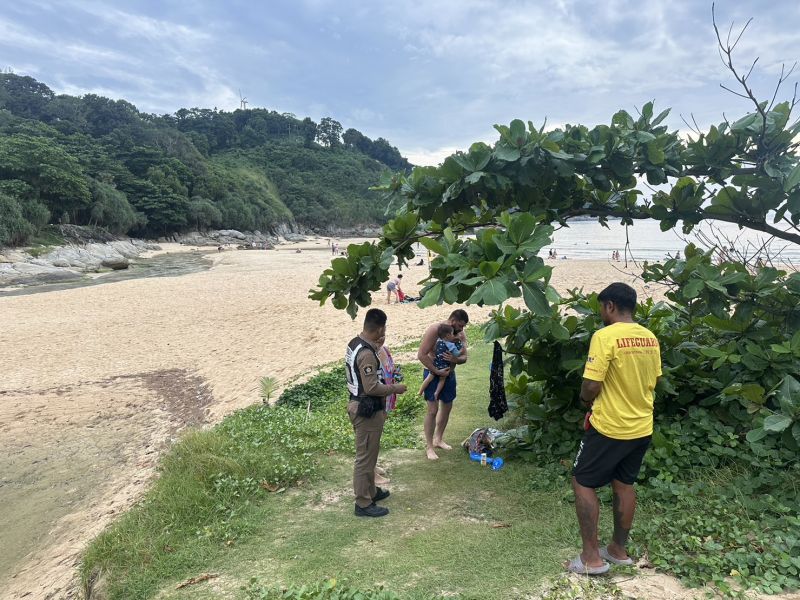 นทท. ถูกลักทรัพย์ในขณะที่กำลังลงเล่นน้ำที่หาดในหาน