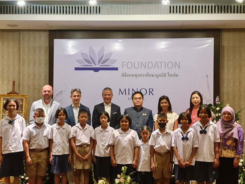 โรงแรมในเครือไมเนอร์ภูเก็ต มอบทุนการศึกษา Heinecke Foundation ประจำปี 2566