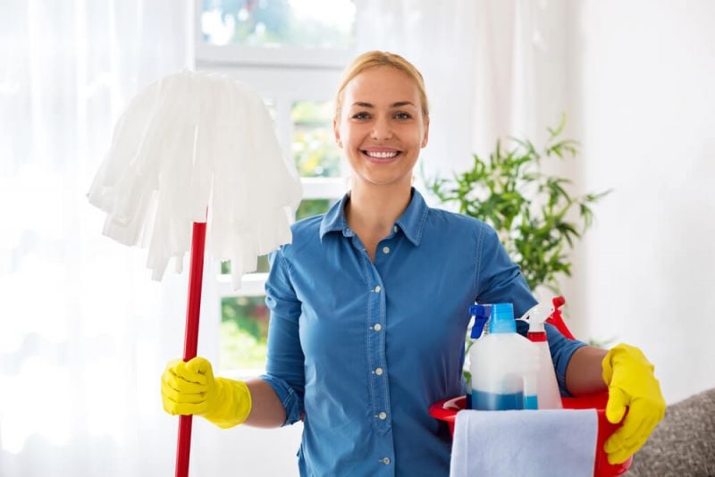 CLEANERS  WANTED