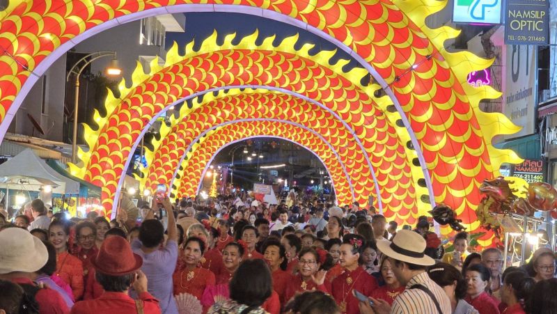 ’ตรุษจีนภูเก็ต (เดือนสามบ้านเรา)’ เปิดแล้วอย่างยิ่งใหญ่ บนพื้นที่ย่านเมืองเก่า