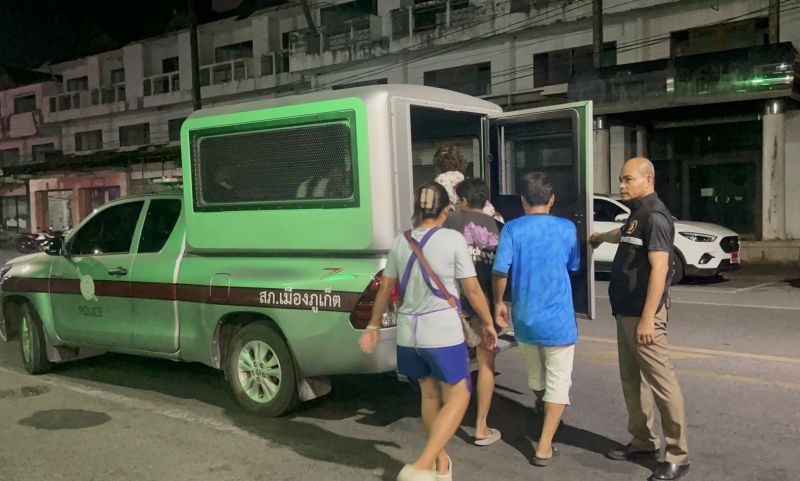 ตร.เมือง “ปิดประตูตีแมว” บุกจับบ่อนเก้าเกรวบ 32 นักพนัน รวมสารวัตรสังกัดภูธรภาค 8