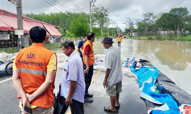 ศูนย์ฯ ภูเก็ต รายงานสถานการณ์น้ำท่วม 3 อำเภอ