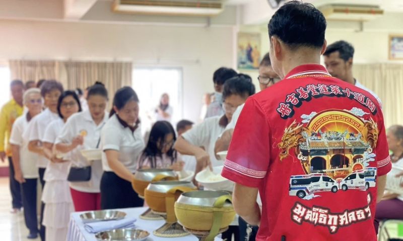 มูลนิธิกุศลธรรมภูเก็ตทำบุญเพื่อความเป็นสิริมงคล พร้อมอุทิศบุญกุศลให้แก่ผู้ล่วงลับ