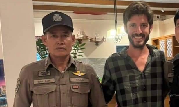ระดมตามหาหนุ่มต่างชาติหลงป่าหาดในยางโทรขอความช่วยเหลือ ก่อนเดินออกมาเองโผล่ตัวเมืองภูเก็ต