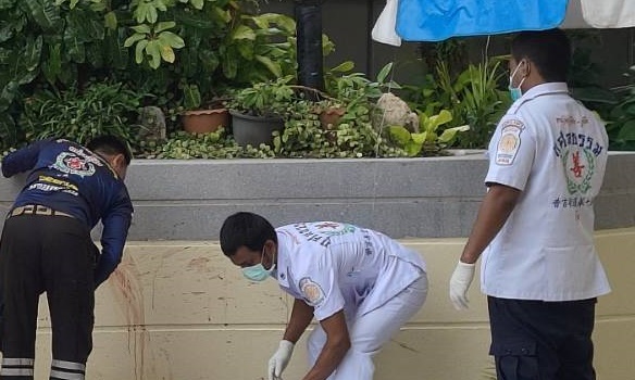 ชายต่างชาติชายนิรนาม ตกตึกโรงแรมย่านป่าตองดับ