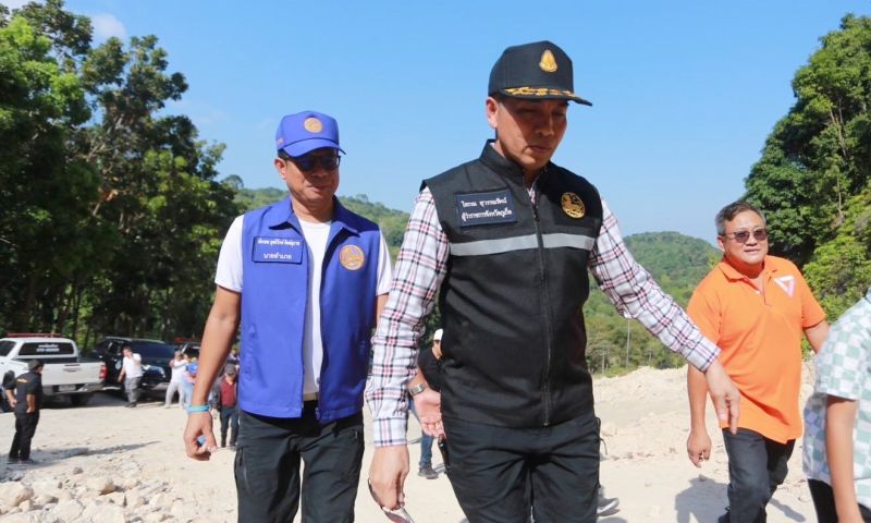 ผู้ว่าฯ นำลงพื้นที่สำรวจเส้นทางป่าตอง-ฉลอง วางแผนสร้างถนนเชื่อมแก้ปัญหาจราจรภูเก็ต