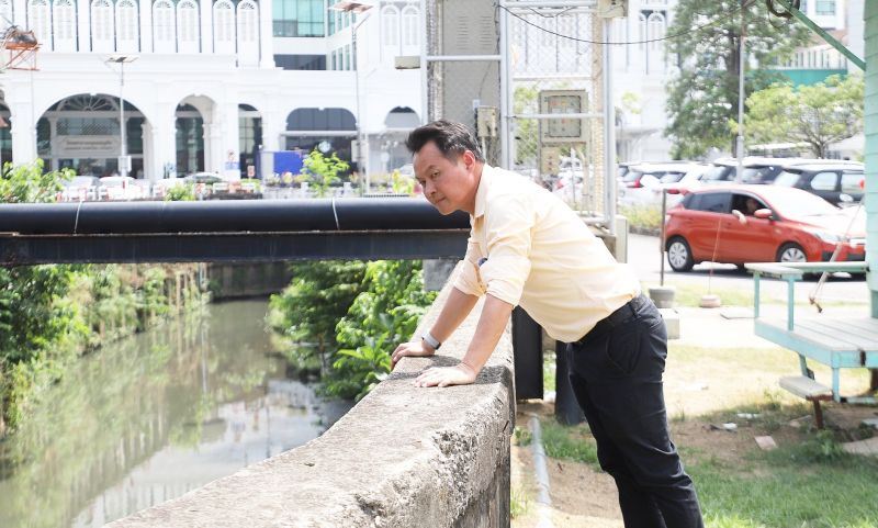 ทน.ภูเก็ต ติดตามโครงการก่อสร้างบ่อพักท่อระบายน้ำแก้ปัญหาน้ำท่วมในเขตพื้นที่เมือง