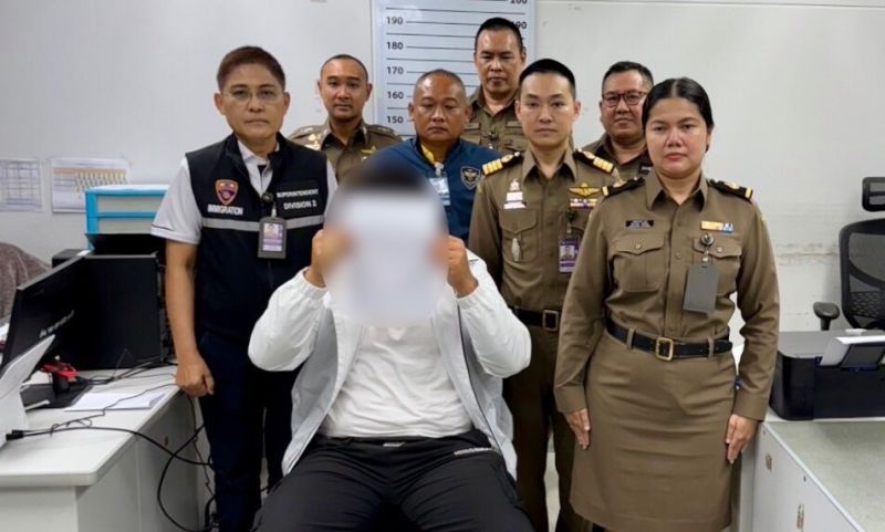 หนุ่มนิวซีแลนด์ 24 ซุกซ่อนโคเคนในหนังสือเดินทาง หวังเดินทางเข้าภูเก็ต