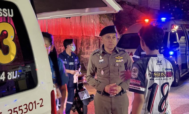 สลด! ลูกชายออกตามหา พบศพพ่อกระโดดตึกร้างดับ