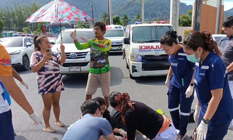 อุทาหรณ์ คนงานนั่งบนรถบรรทุกถุงขยะตกลงมาดับอนาถ
